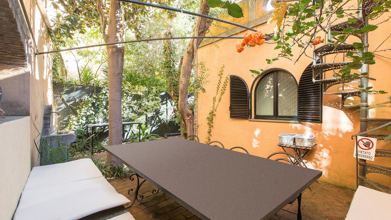 Rental In Rome Riari Garden Exterior photo