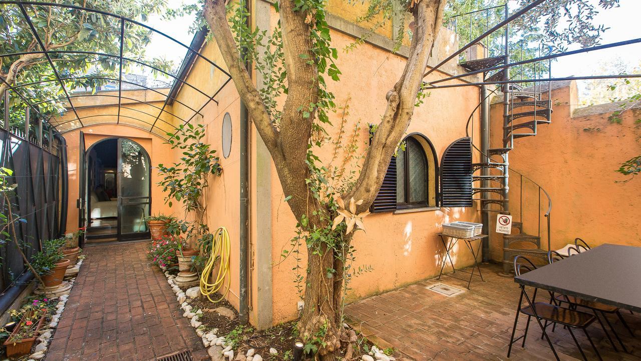 Rental In Rome Riari Garden Exterior photo